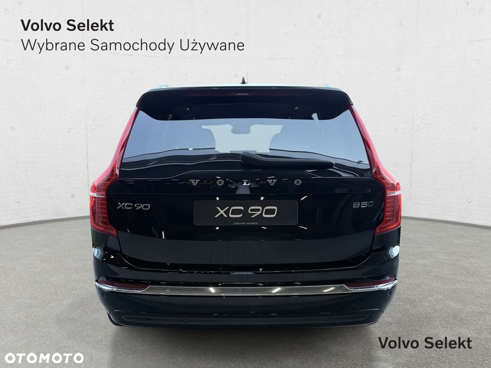 Volvo XC 90 - 7