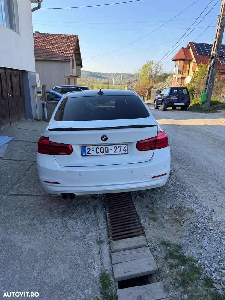 BMW Seria 3 330e iPerformance AT Sport Line Shadow - 2