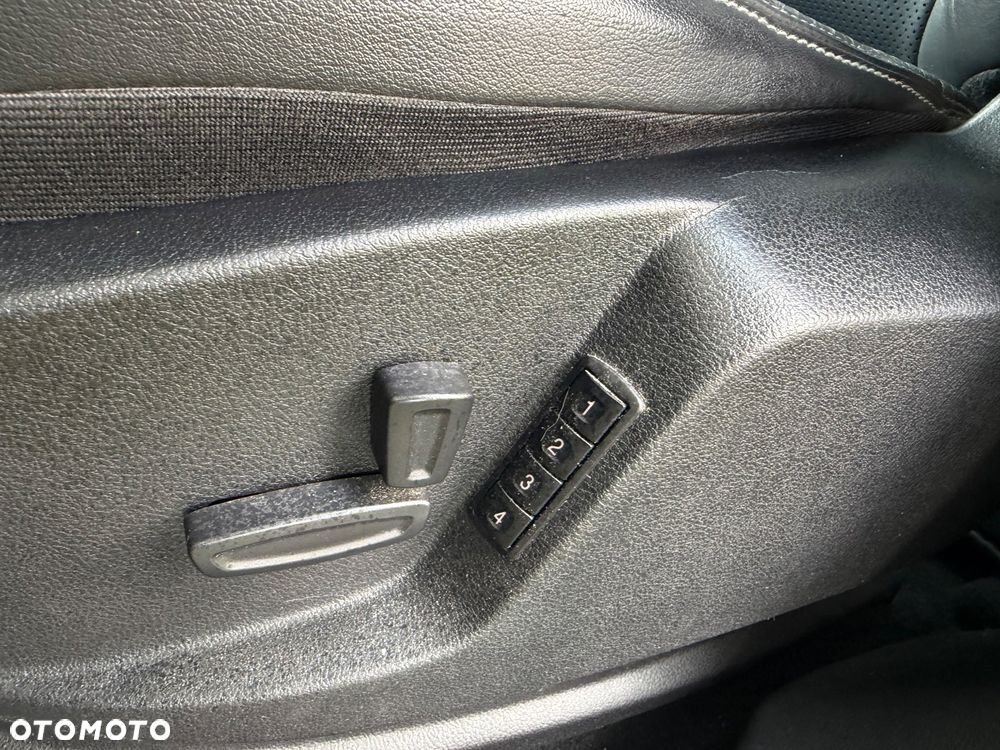 Ford S-Max 2.0 TDCi DPF Titanium MPS6 - 13