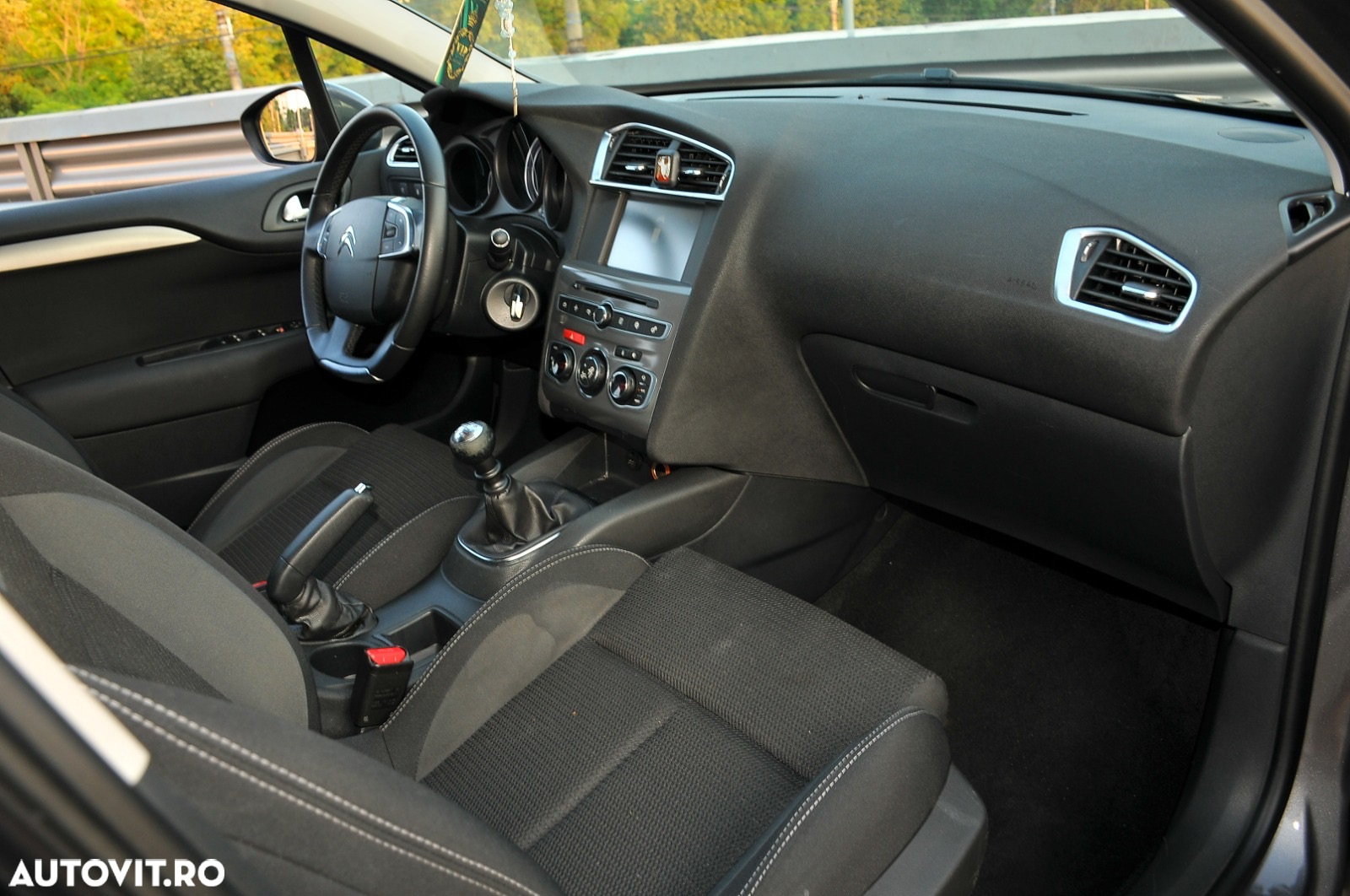 Citroën C4 PureTech 130 Stop & Start Exclusive - 8
