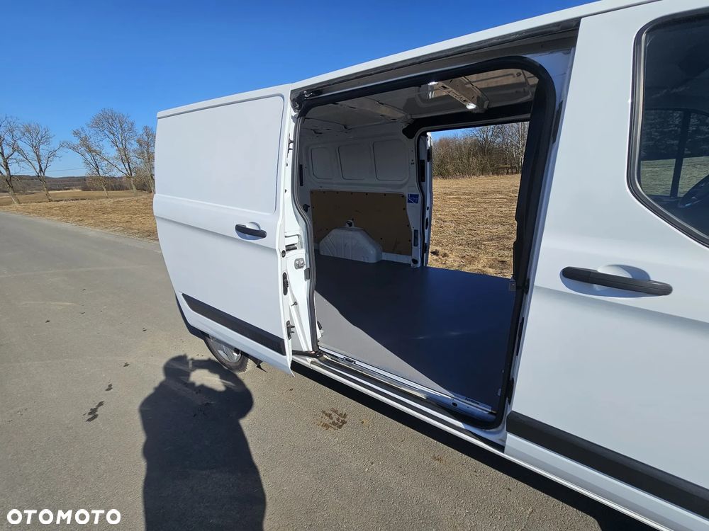 Ford Transit Custom - 14