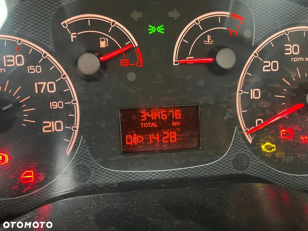 Fiat Doblo Maxi - 12