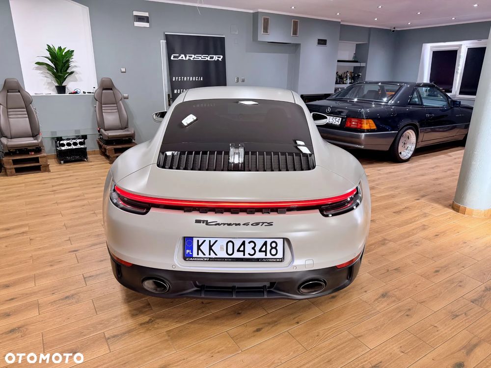 Porsche 911 - 12