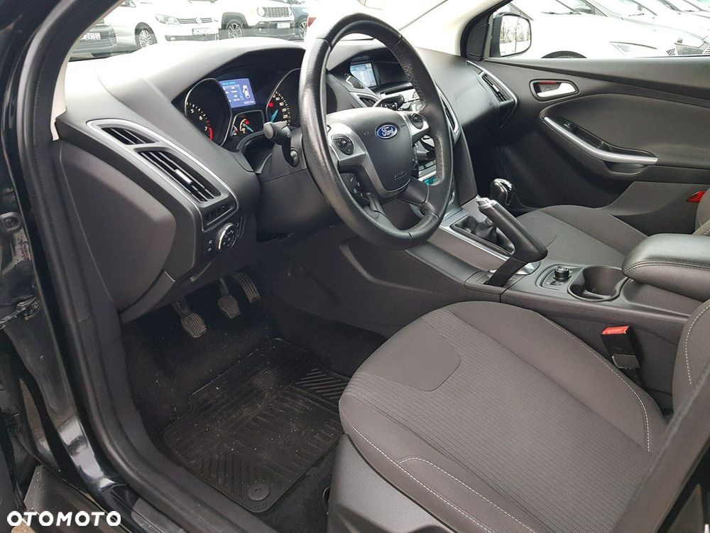 Ford Focus - 10