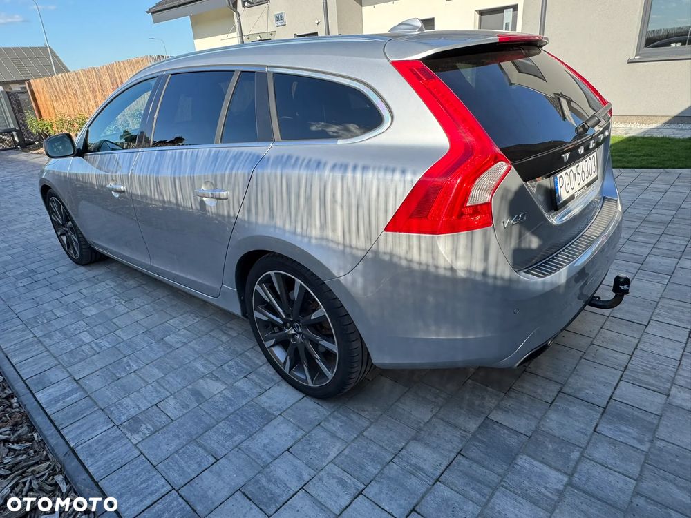 Volvo V60 D4 Geartronic Momentum - 7