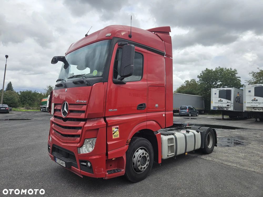 Mercedes-Benz ACTROS - 1