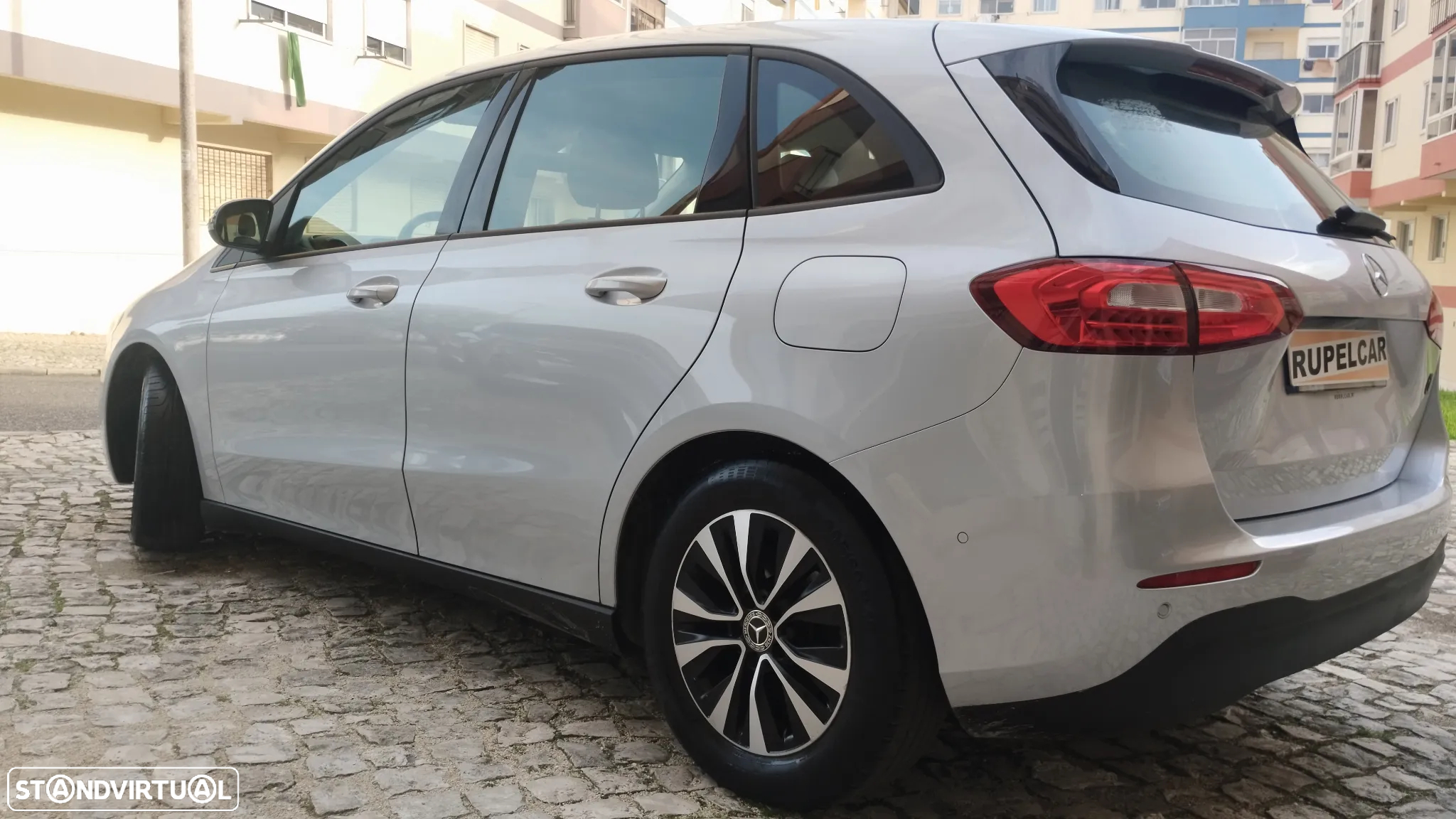 Mercedes-Benz B 180 d Progressive - 10