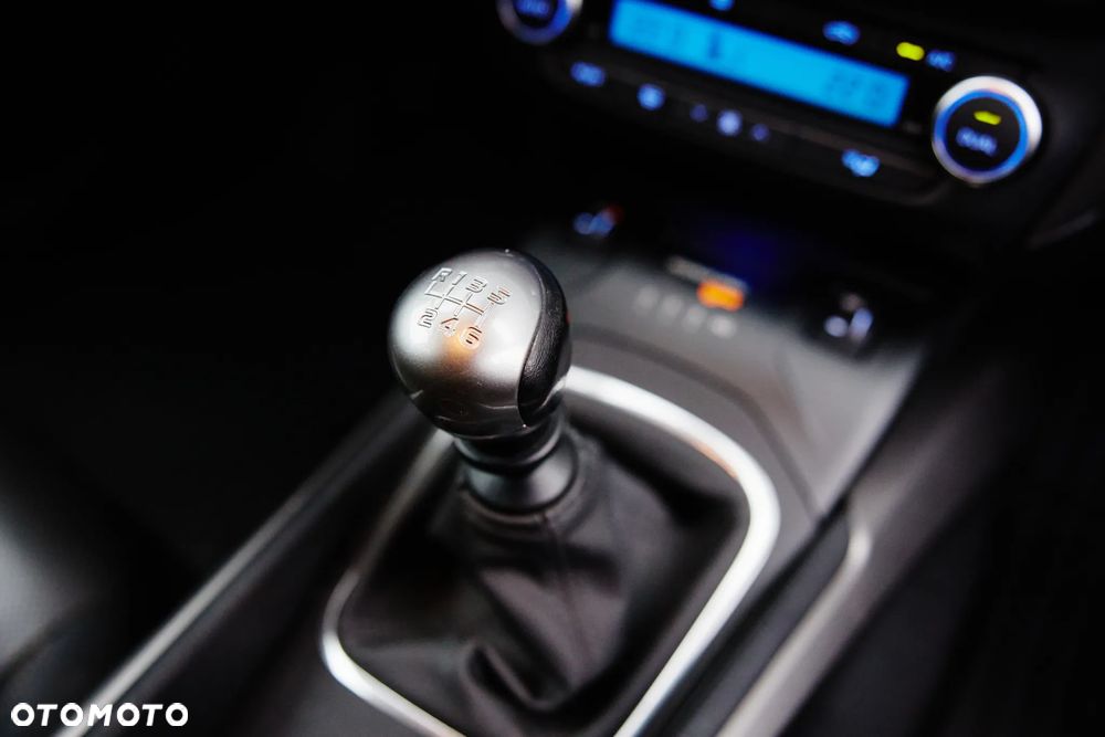 Toyota Avensis 2.0 D-4D Prestige - 31