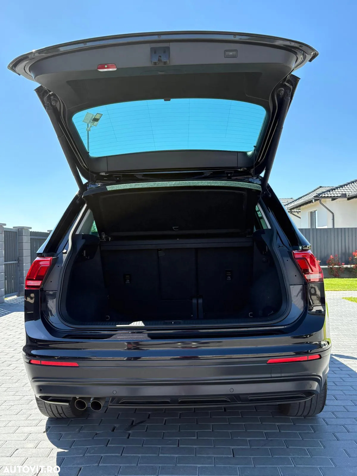 Volkswagen Tiguan 2.0 TDI 4Mot DSG Comfortline - 18