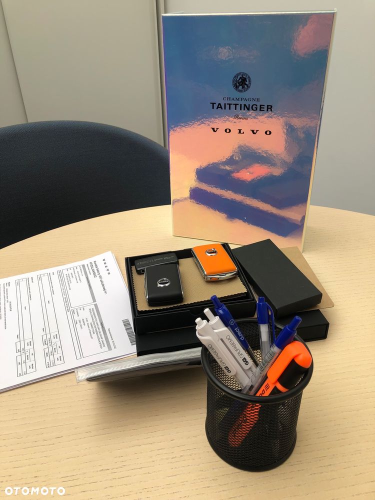 Volvo V90 D4 AWD R-Design - 13