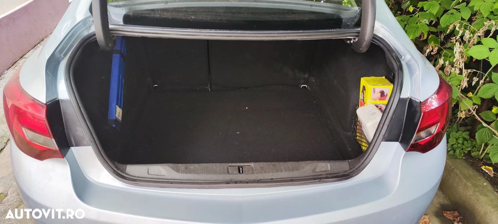 Opel Astra 1.6 TWINPORT ECOTEC Active - 7