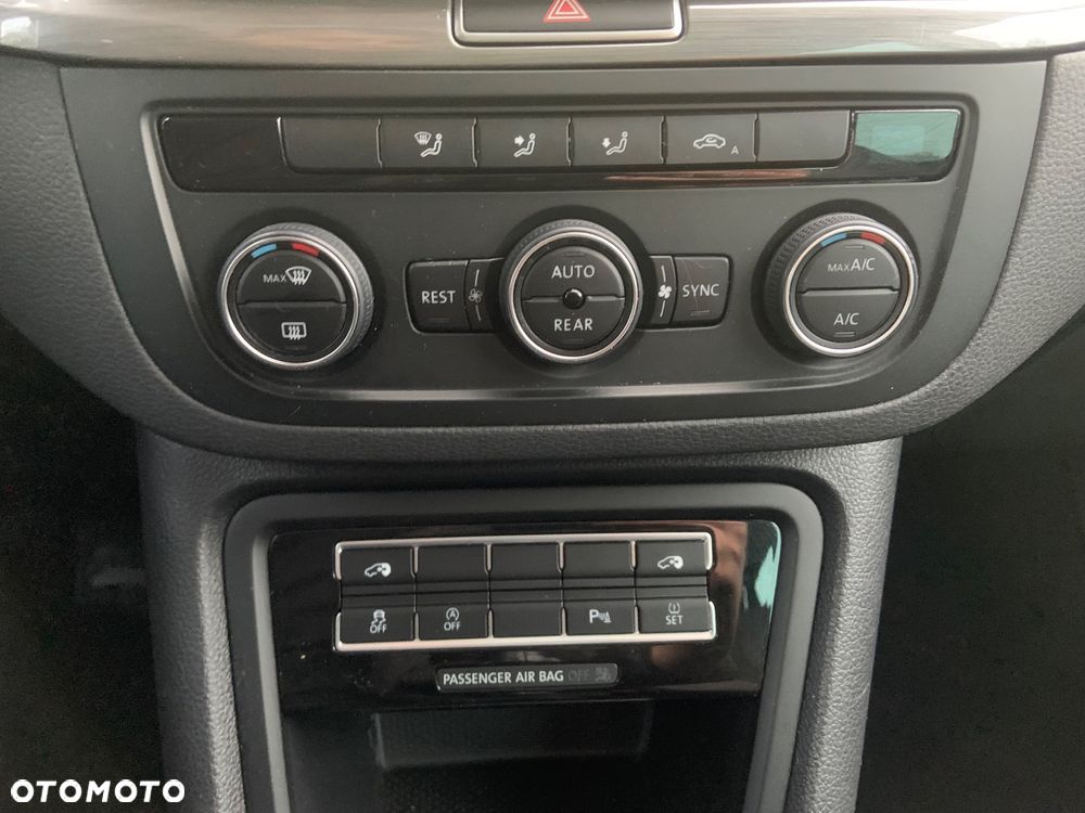 Volkswagen Sharan - 23