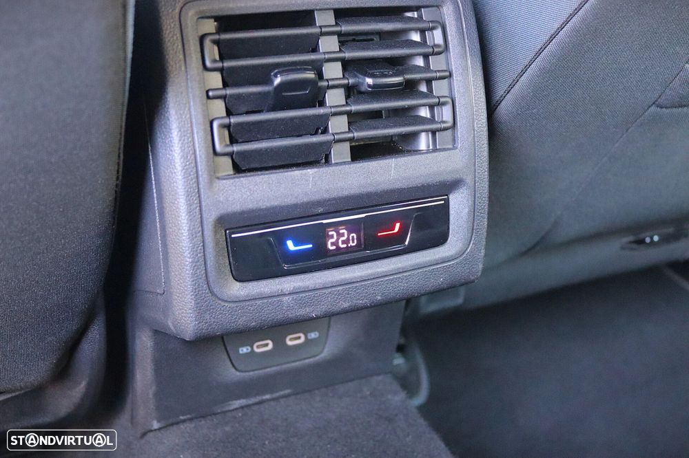 VW Golf - 29