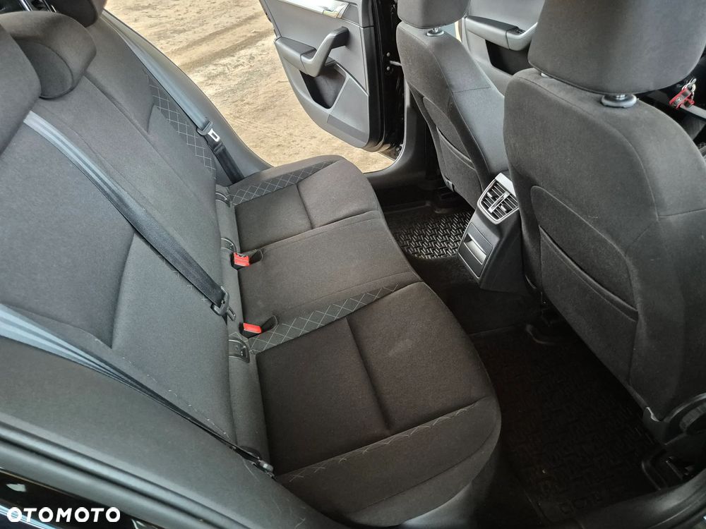 Skoda Octavia 1.6 TDI SCR Ambition - 16