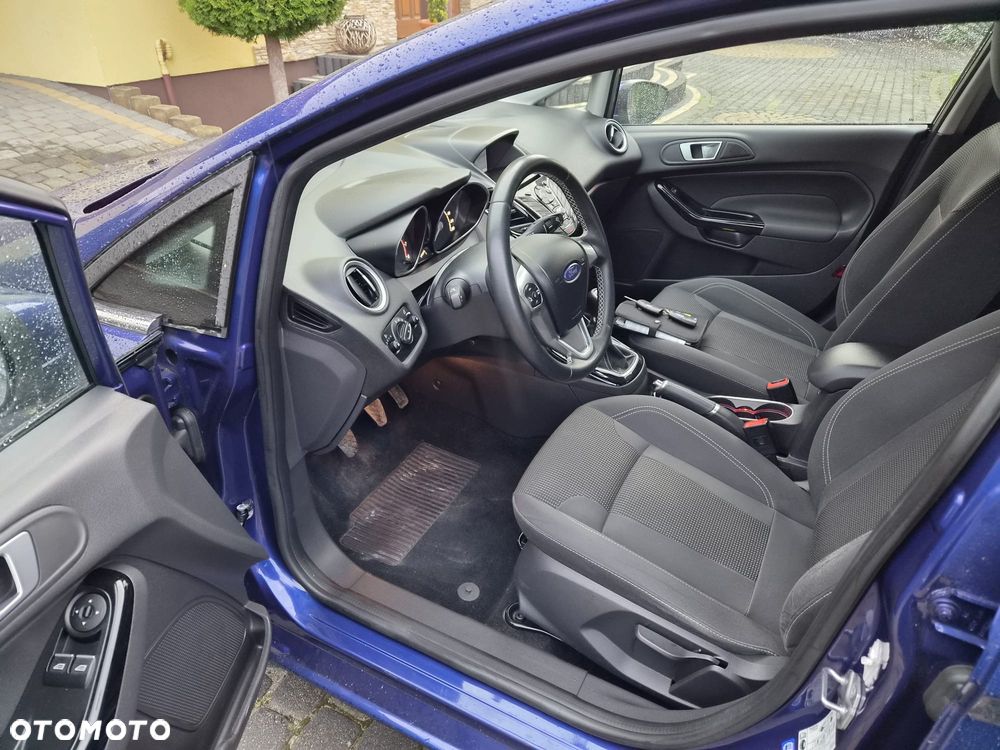 Ford Fiesta - 7