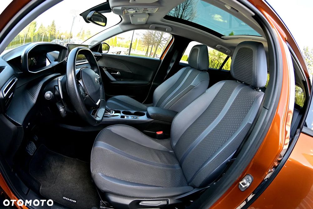 Peugeot 2008 1.2 Pure Tech GPF Allure S&S EAT6 - 15