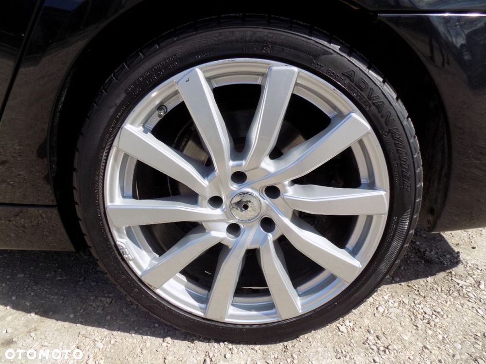 BMW Seria 7 - 19