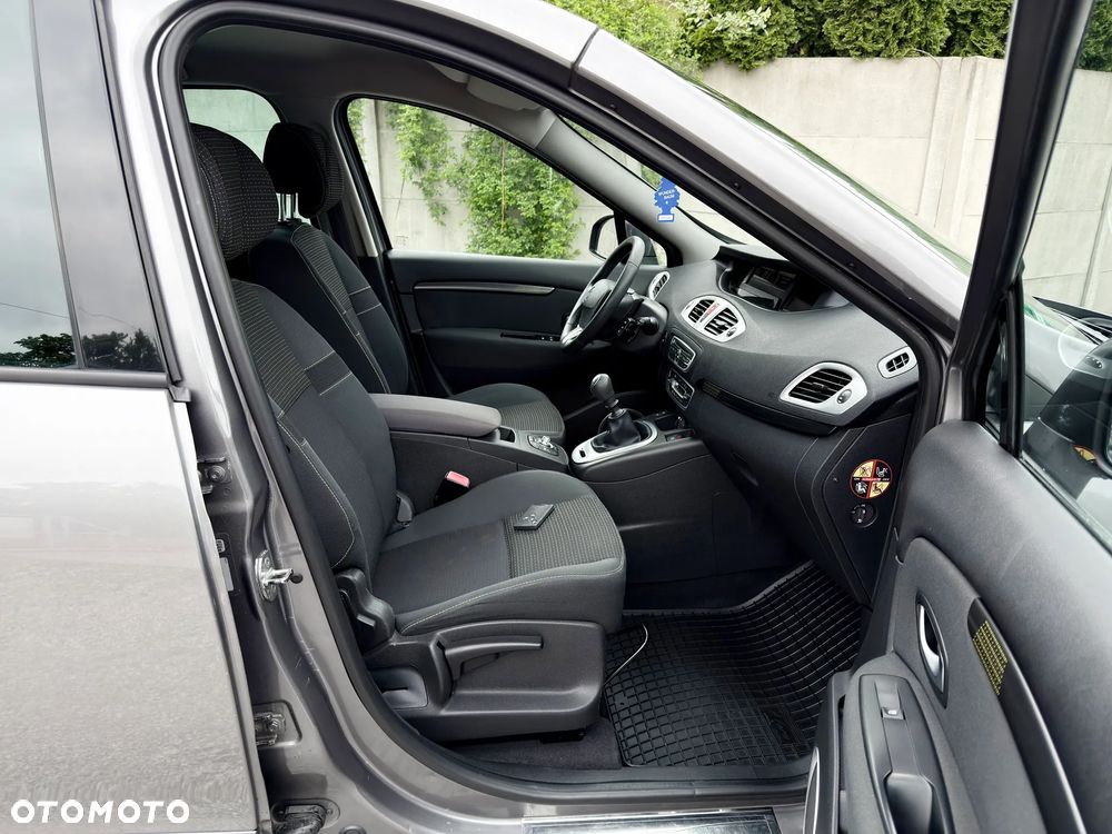Renault Scenic 1.6 16V Expression - 14