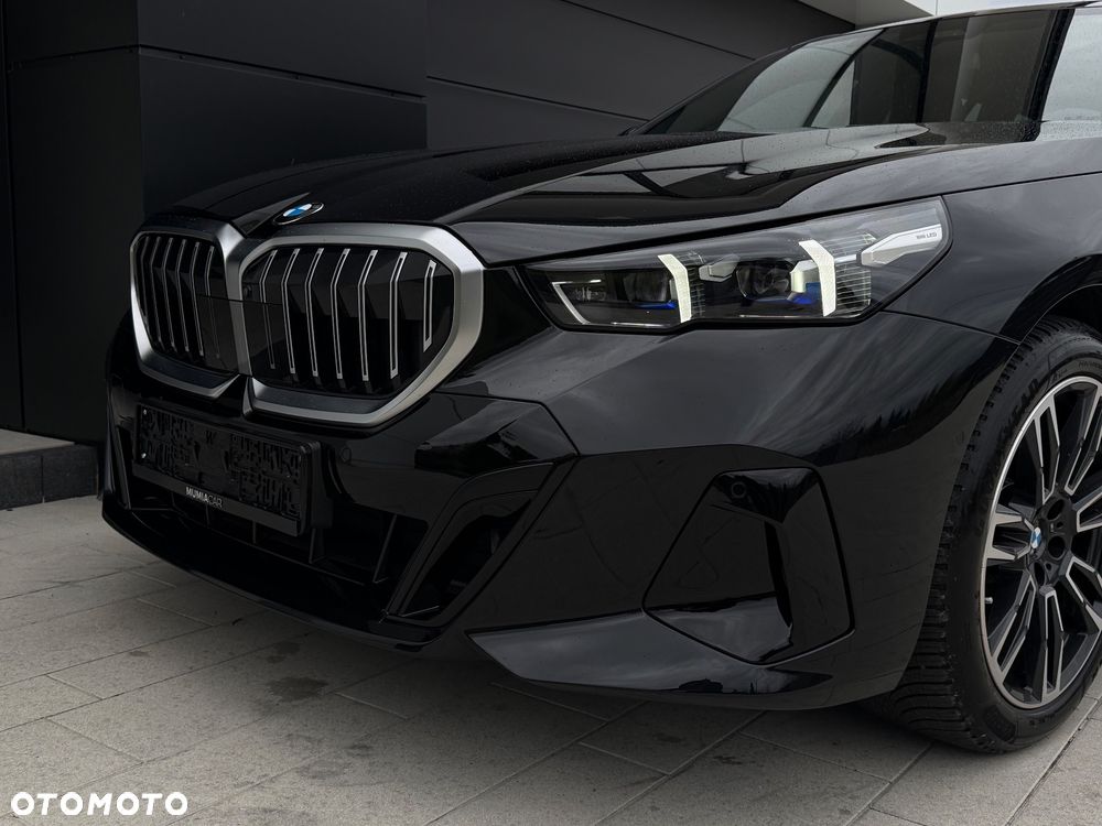 BMW Seria 5 520d - 34