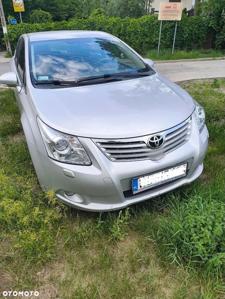 Toyota Avensis 1.6 Luna - 4
