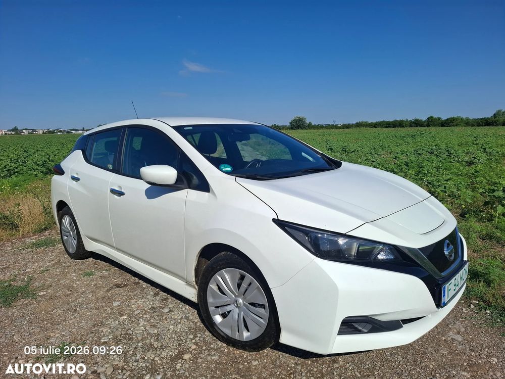 Nissan LEAF N-Connecta - 1