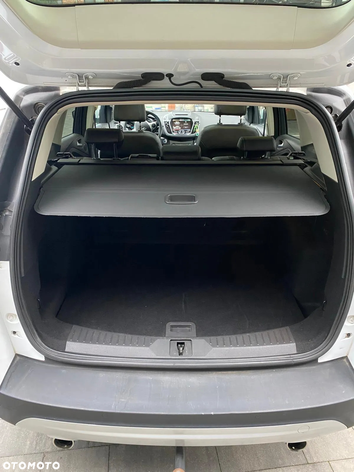 Ford Kuga 2.0 TDCi 2x4 Titanium - 17