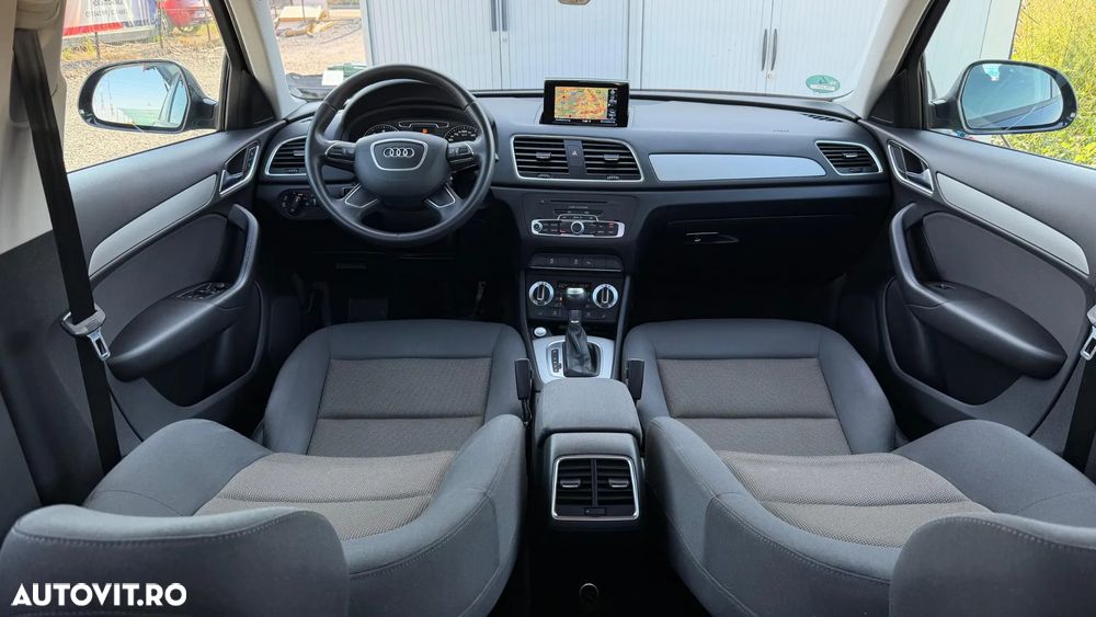 Audi Q3 1.4 TFSI Stronic Design - 9