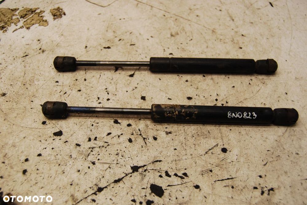 SIŁOWNIK TELESKOP MASKI 8N0823359 AUDI TT 98-06 - 1