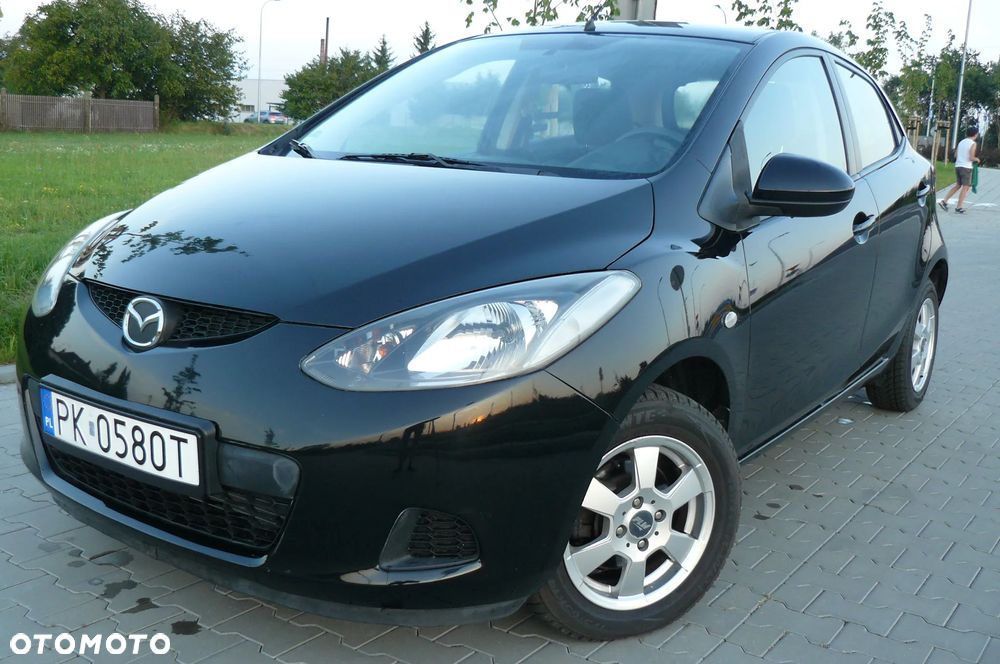Mazda 2 - 4