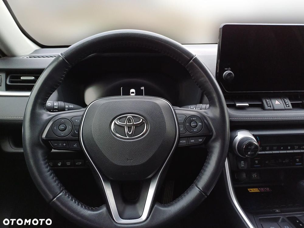 Toyota RAV4 - 16