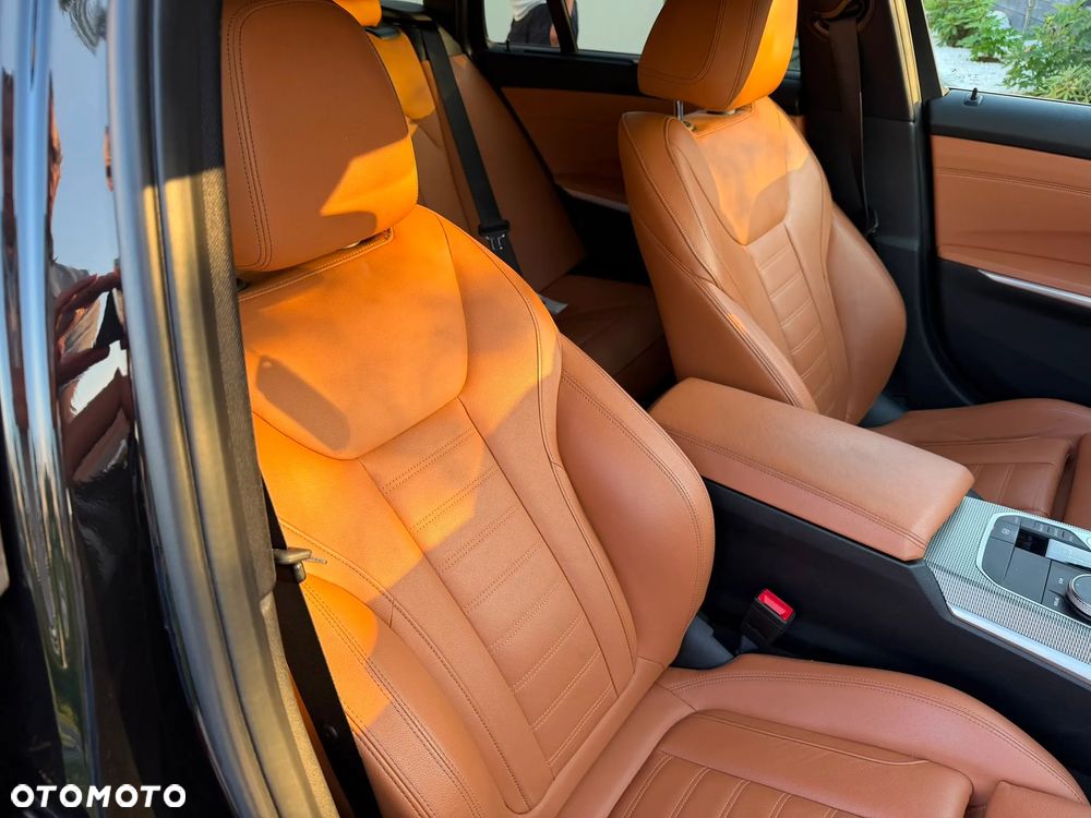 BMW Seria 3 320d M Sport Shadow sport - 15