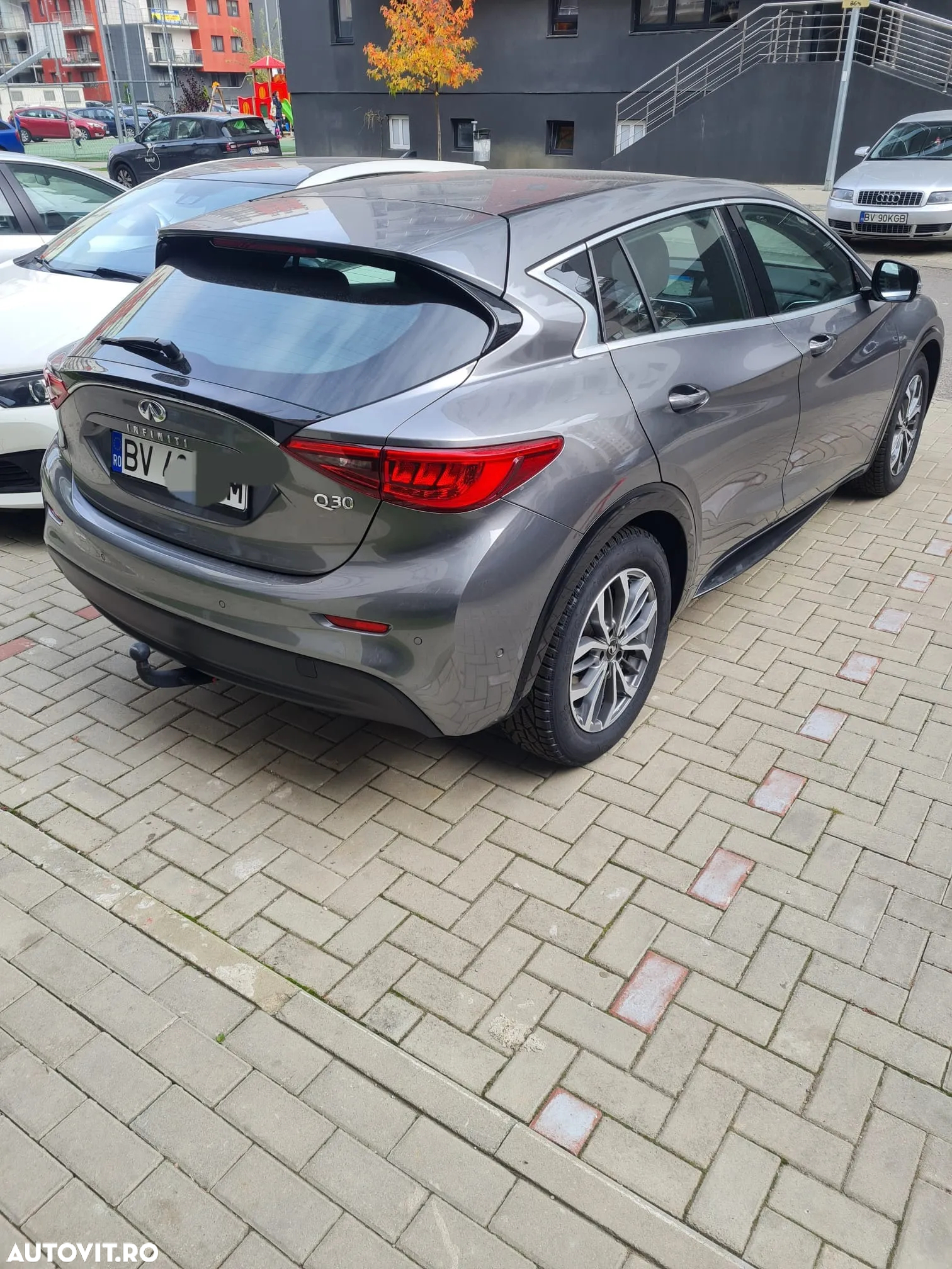 Infiniti Q30 1.6t DCT Luxe - 3