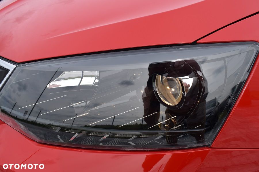 Skoda Fabia 1.2 TSI Cool Edition Red & Grey - 23