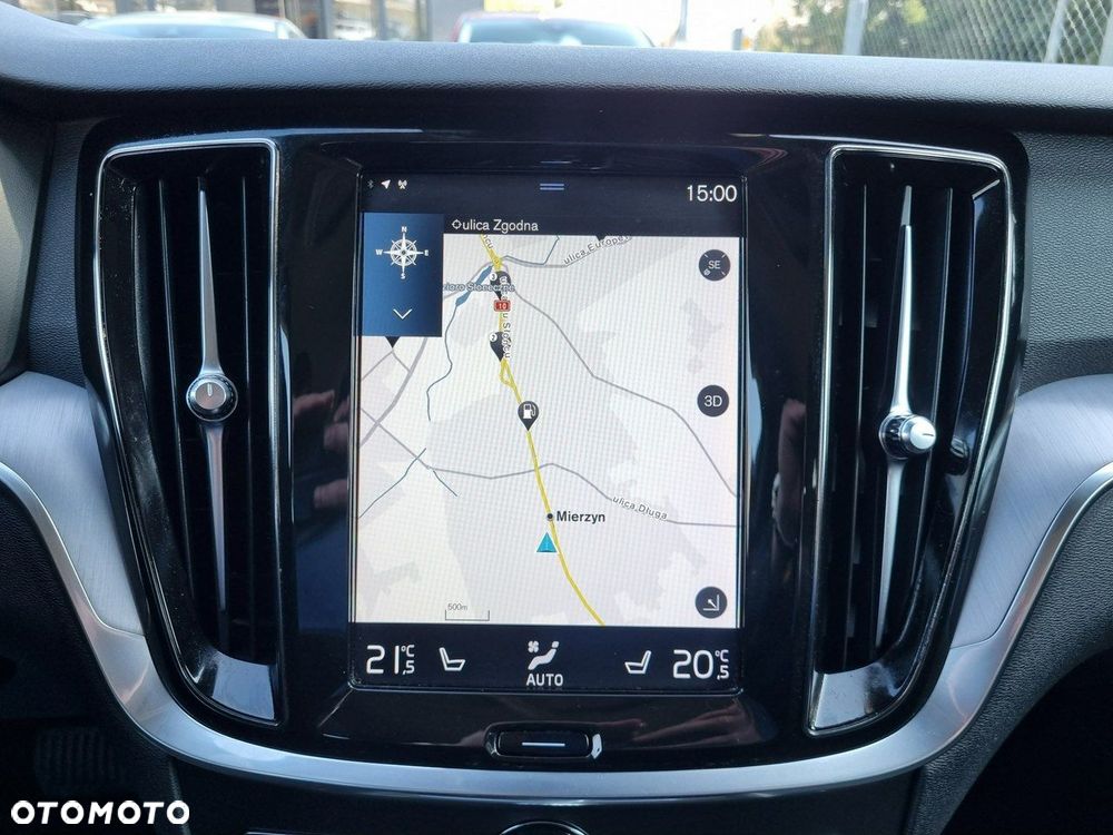 Volvo V60 D4 Momentum - 19