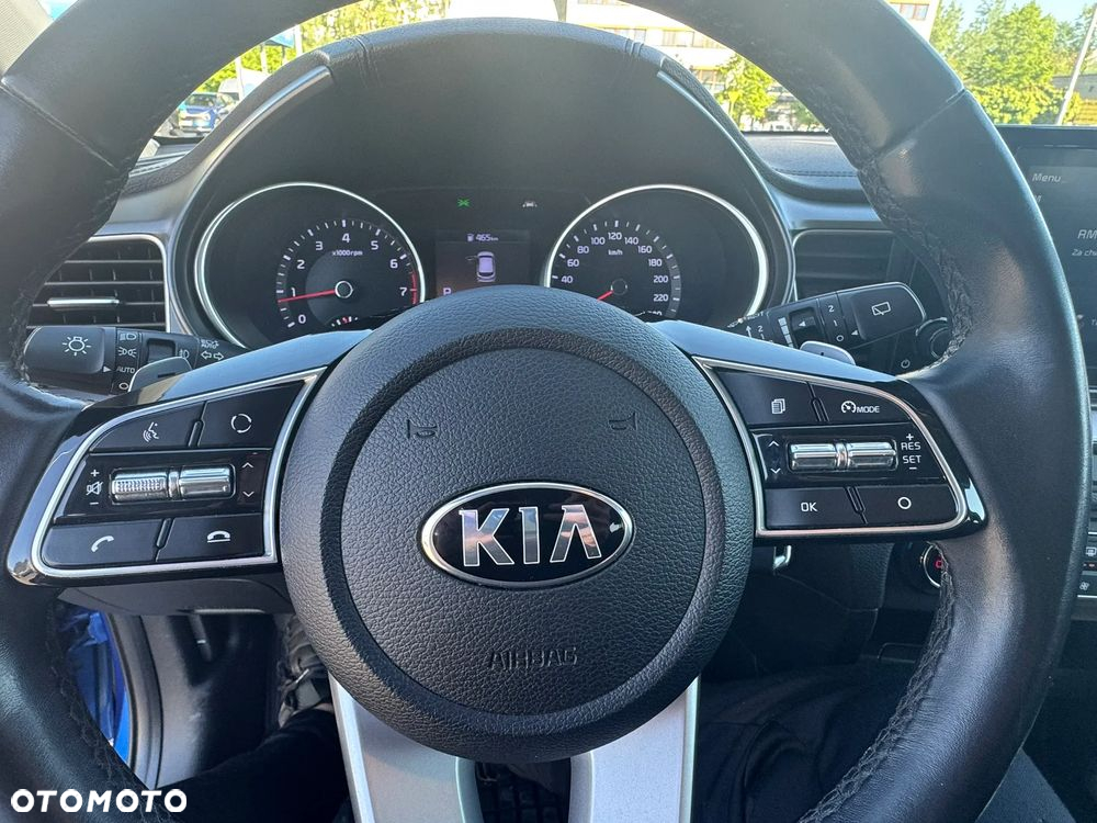 Kia XCeed - 13