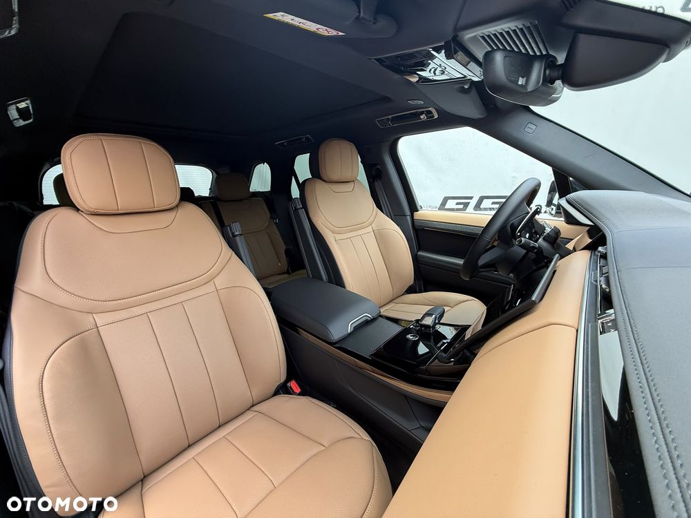 Land Rover Range Rover Sport D300 Dynamic SE - 9