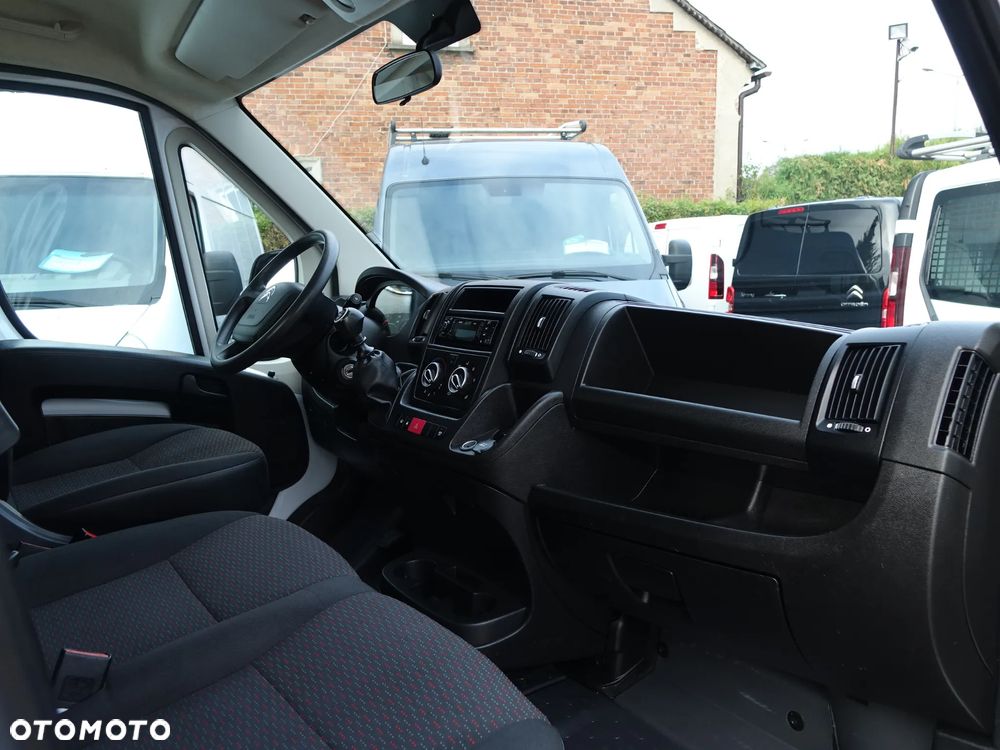 Citroën Jumper 3-osobowy Skrzyniowy Długa Skrzynia 4.2m - 7