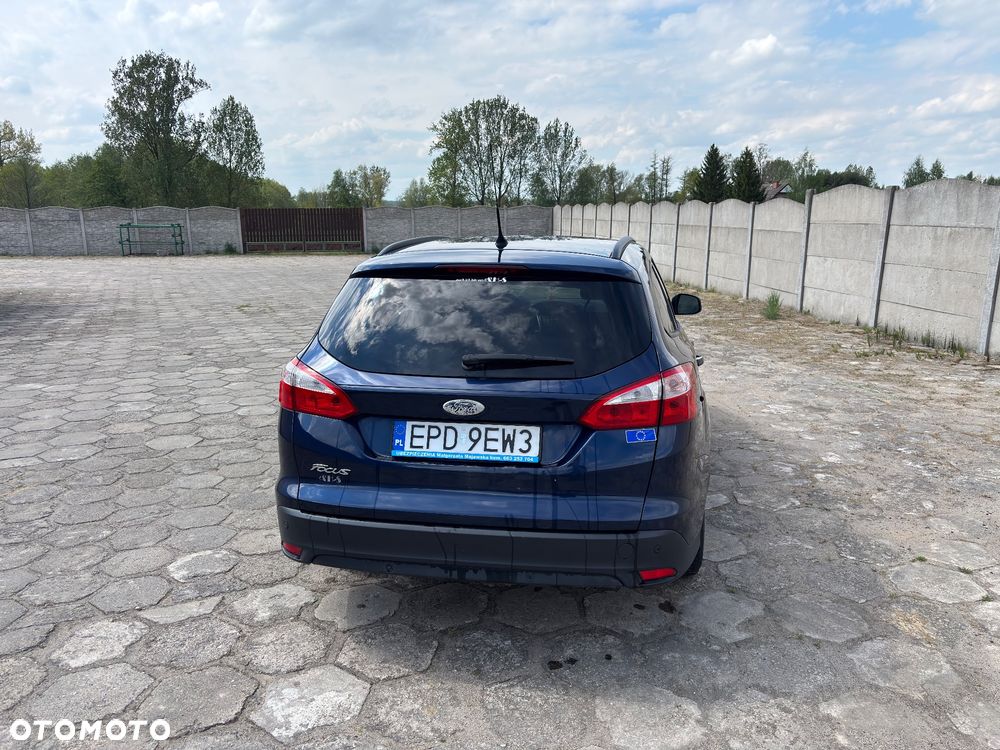 Ford Focus 1.6 TI-VCT Ambiente - 4