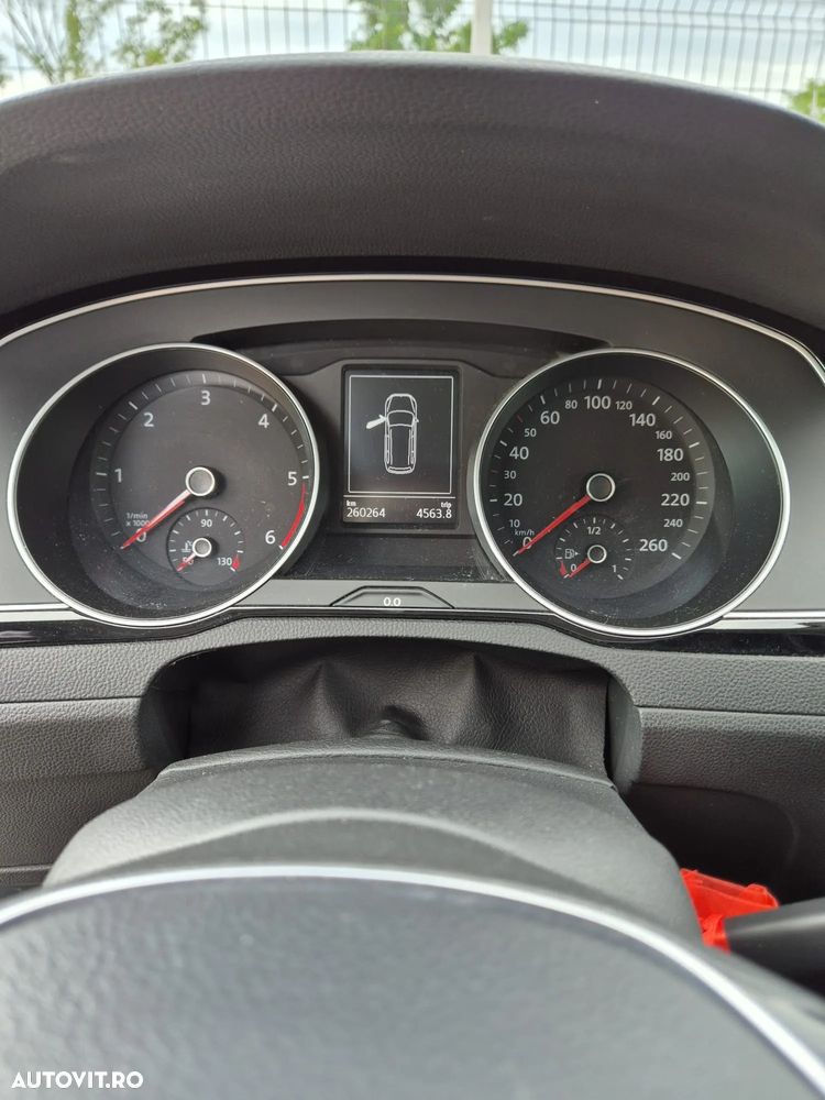 Volkswagen Passat - 7