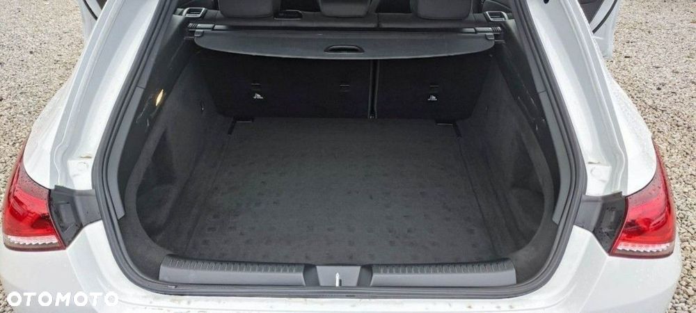 Mercedes-Benz CLA - 9