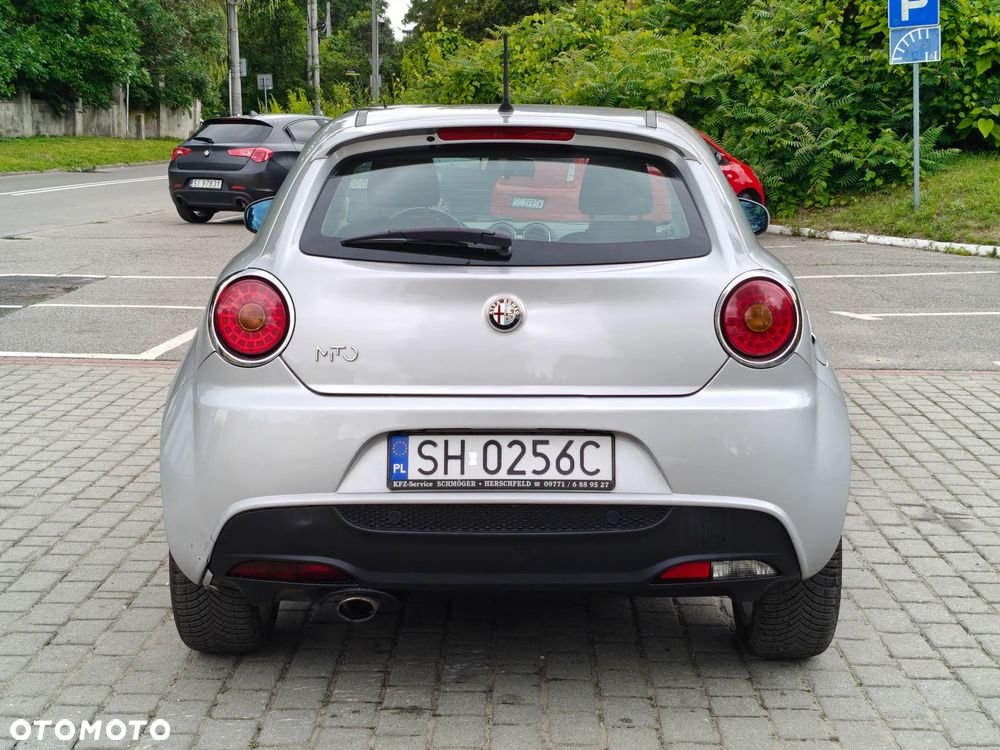 Alfa Romeo Mito 1.4 16V - 12
