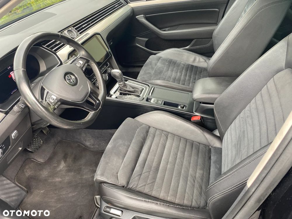 Volkswagen Passat 2.0 TDI SCR DSG Highline - 15