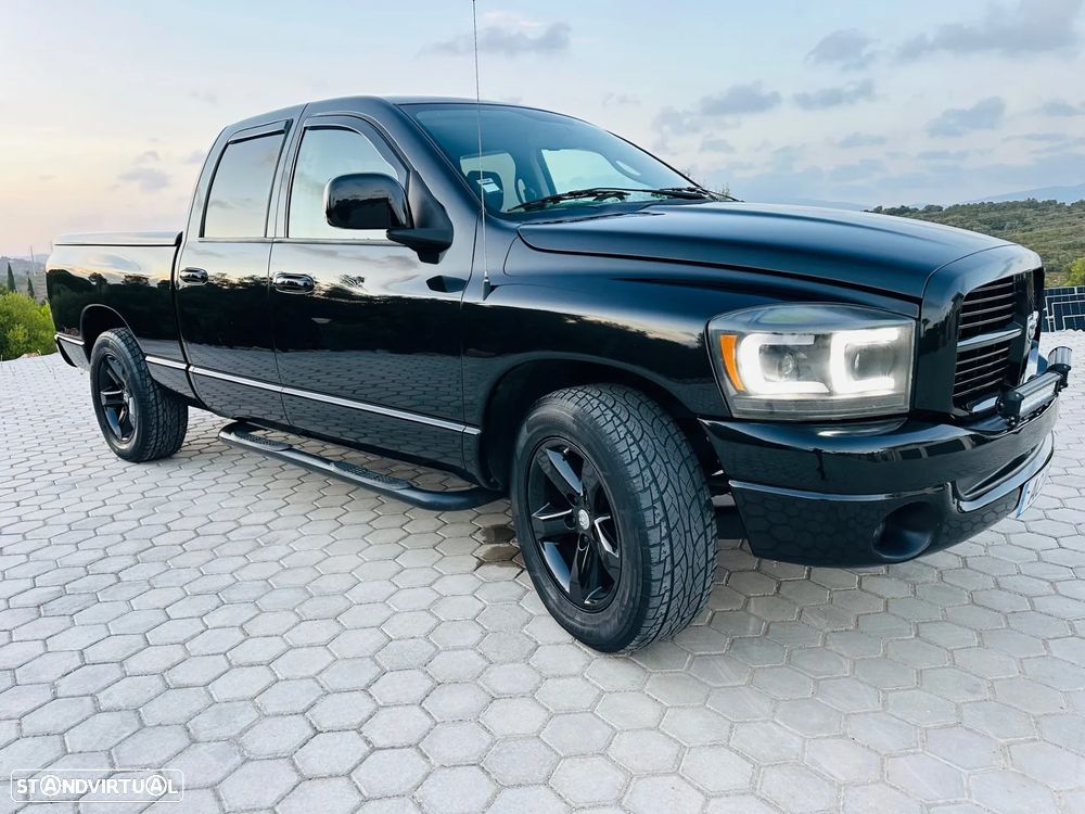 Dodge RAM - 8