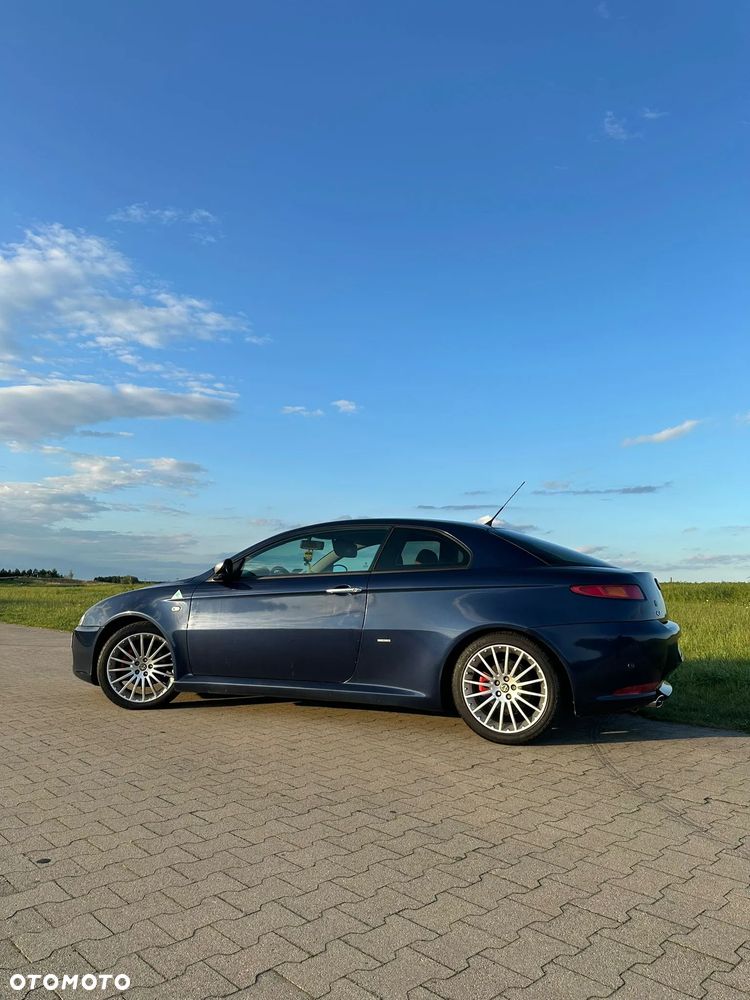 Alfa Romeo GT 1.9JTD 16V Q2 - 5