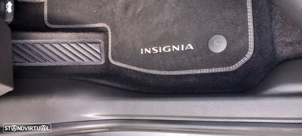 Opel Insignia Sports Tourer 1.5 D Business Edition - 13