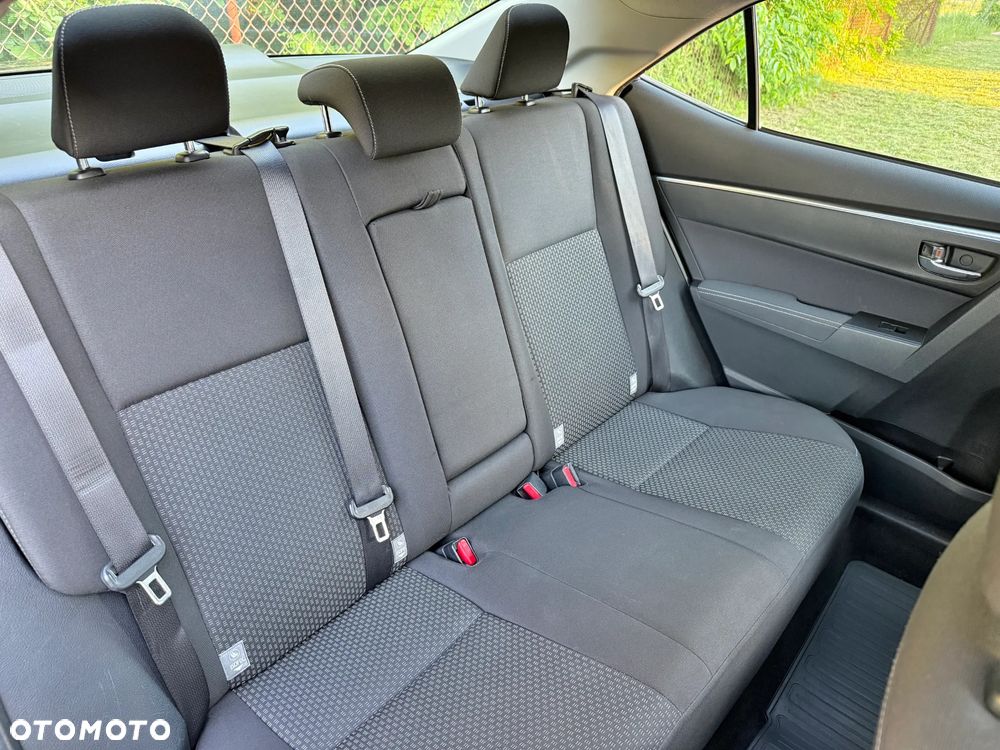 Toyota Corolla 1.6 Prestige - 27