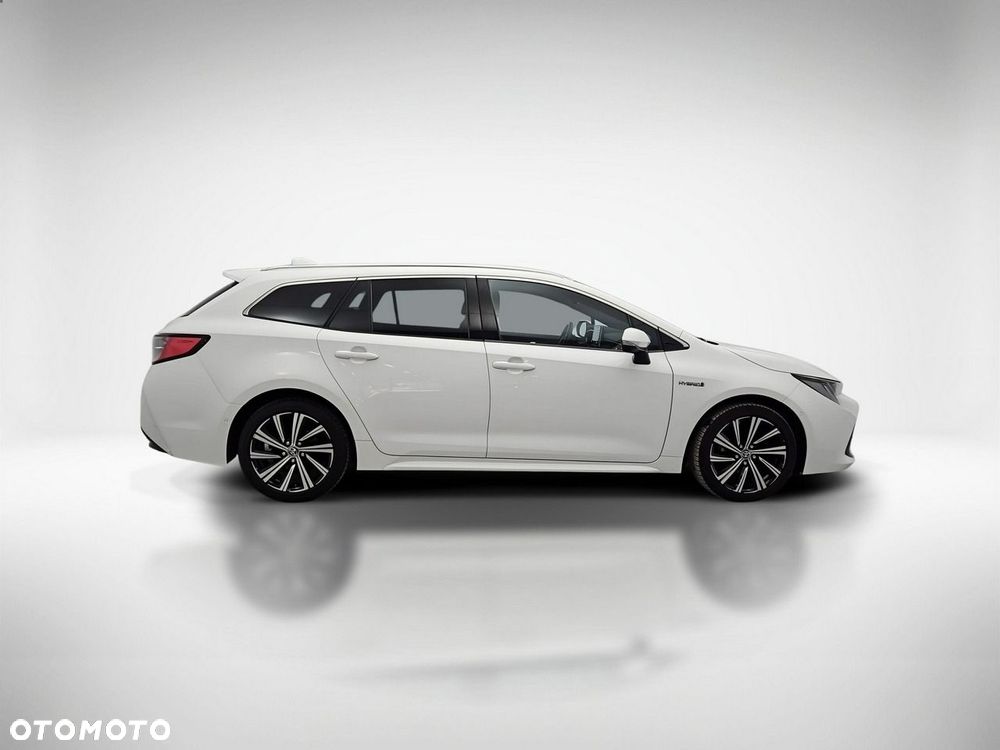 Toyota Corolla 2.0 Hybrid Executive - 6