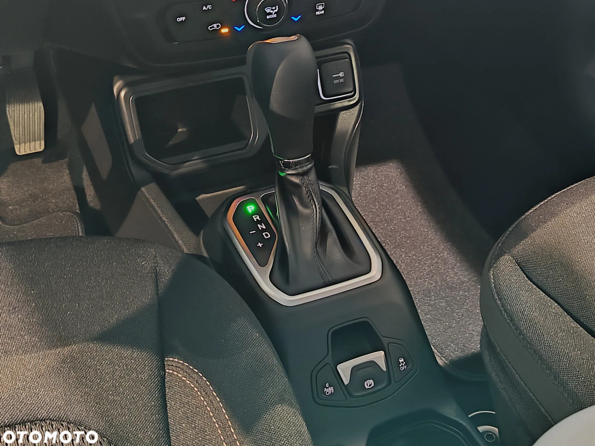Jeep Renegade 1.5 T4 mHEV Summit FWD S&S DCT - 15