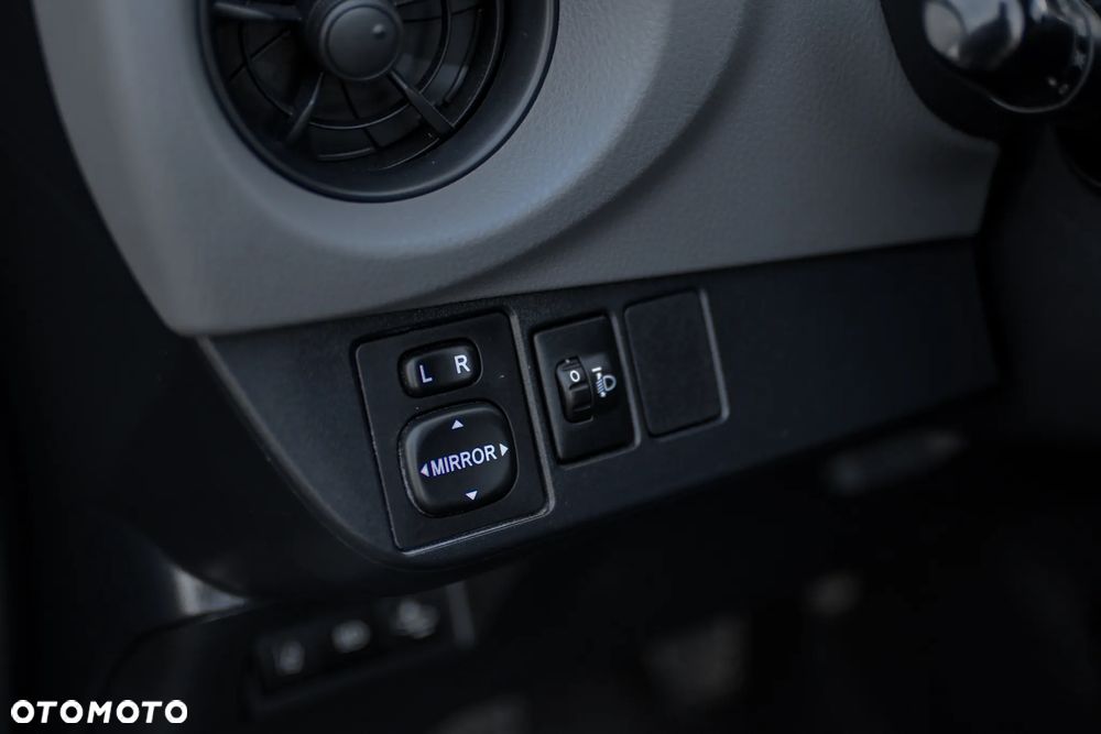 Toyota Yaris 1.5 Premium - 16