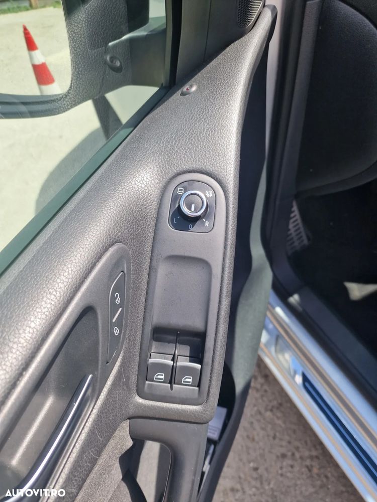 Volkswagen Golf 1.2 TSI - 5